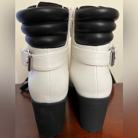 MIA Annamaria Womens Heeled combat style Boots white w/ black sole & trim NWOT - Picture 8 of 10